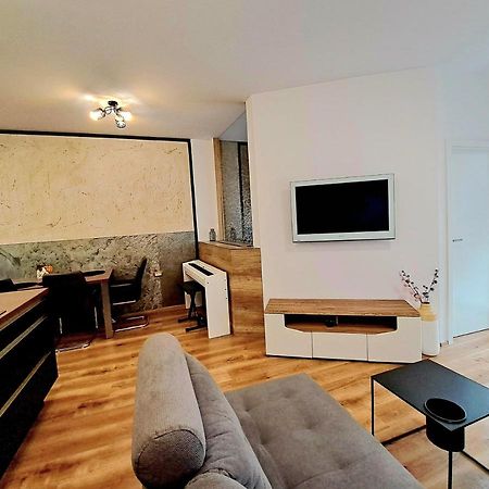 Stunning New Apartment With Free Parking Near City Centre Ljubljana Kültér fotó